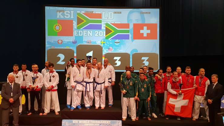 3. Platz fuer das Schweizer Männerteam Kumite